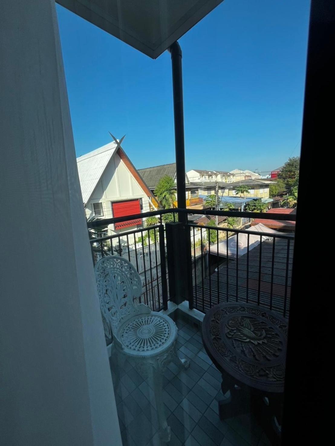 Goodmorning By Tamarind Hostel Phra Nakhon Si Ayutthaya Exterior foto