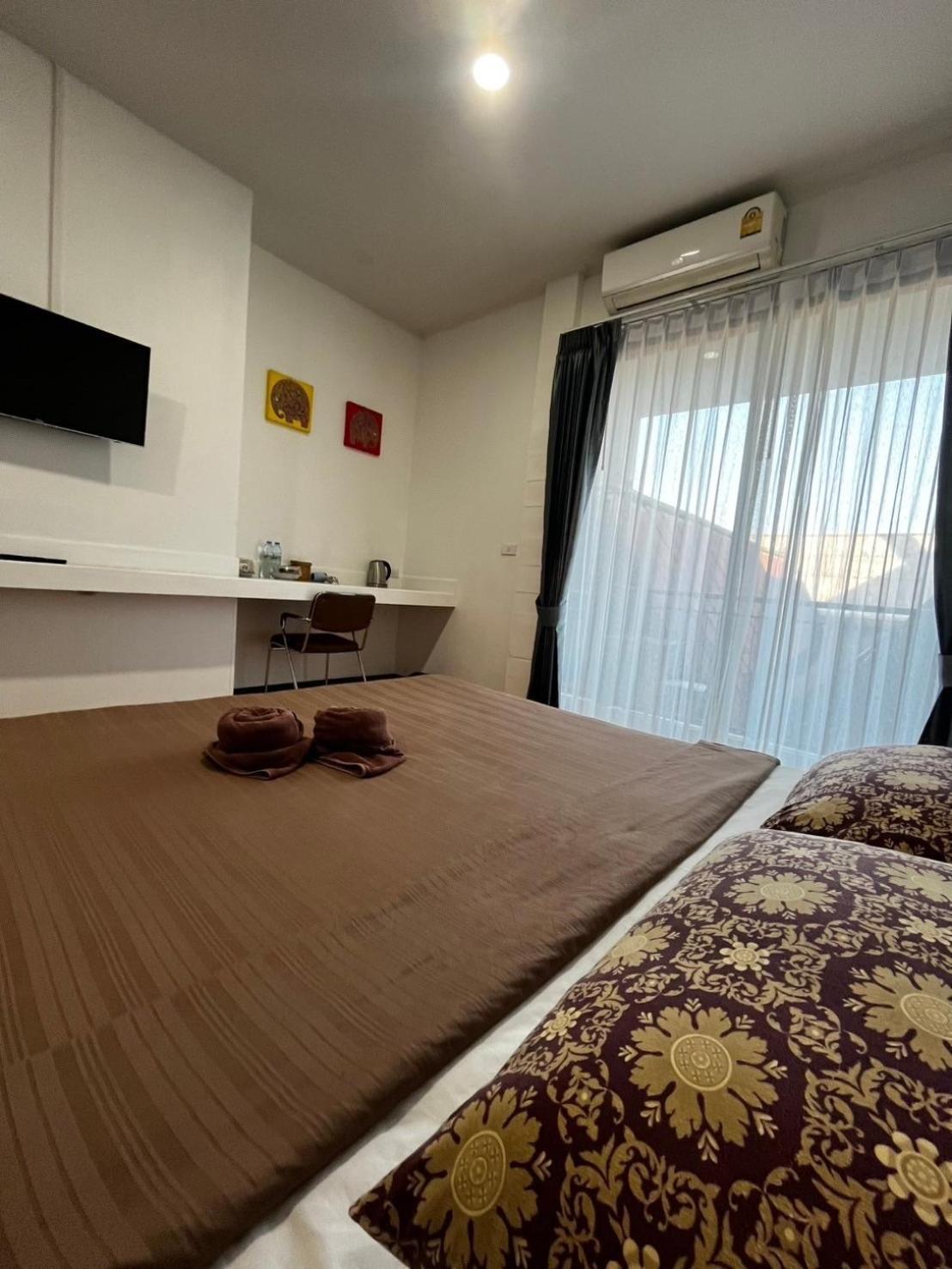 Goodmorning By Tamarind Hostel Phra Nakhon Si Ayutthaya Exterior foto