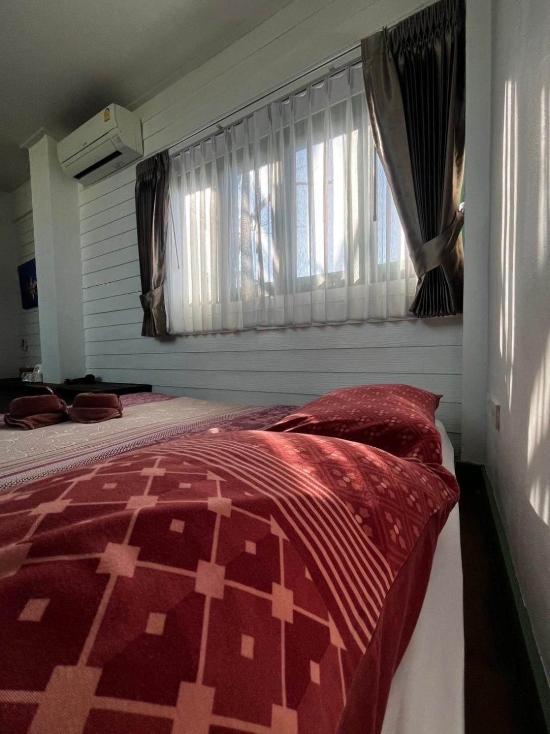 Goodmorning By Tamarind Hostel Phra Nakhon Si Ayutthaya Exterior foto