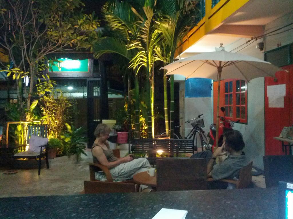 Goodmorning By Tamarind Hostel Phra Nakhon Si Ayutthaya Exterior foto