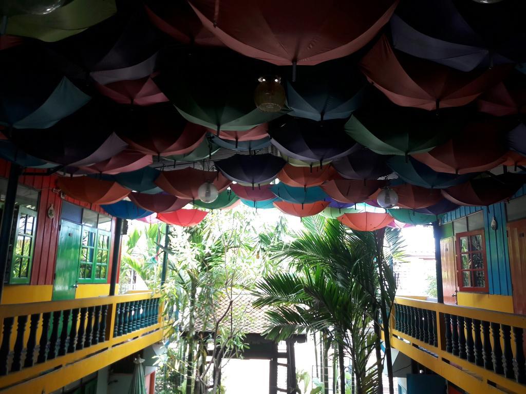 Goodmorning By Tamarind Hostel Phra Nakhon Si Ayutthaya Exterior foto