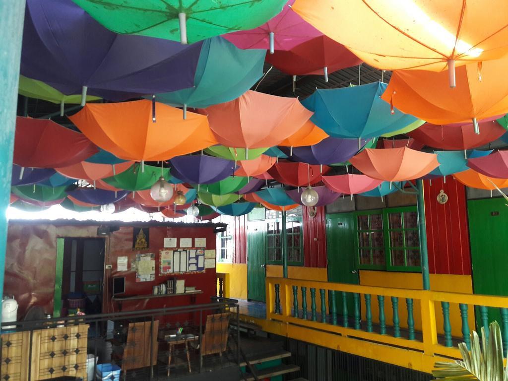 Goodmorning By Tamarind Hostel Phra Nakhon Si Ayutthaya Exterior foto
