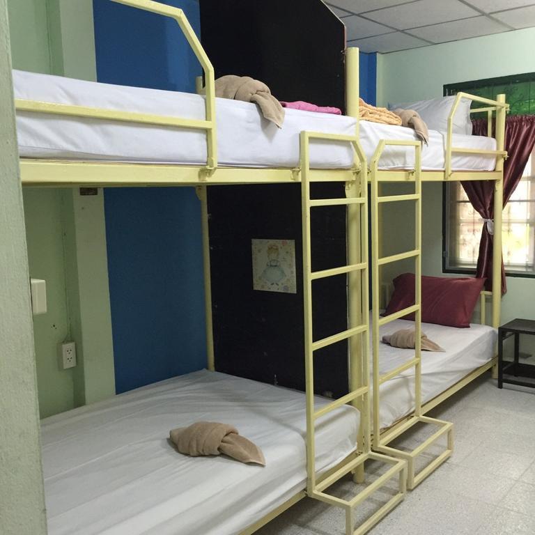 Goodmorning By Tamarind Hostel Phra Nakhon Si Ayutthaya Exterior foto