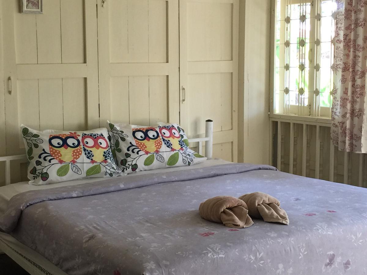 Goodmorning By Tamarind Hostel Phra Nakhon Si Ayutthaya Exterior foto