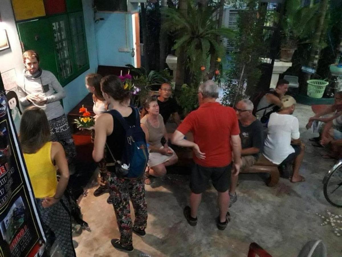 Goodmorning By Tamarind Hostel Phra Nakhon Si Ayutthaya Exterior foto